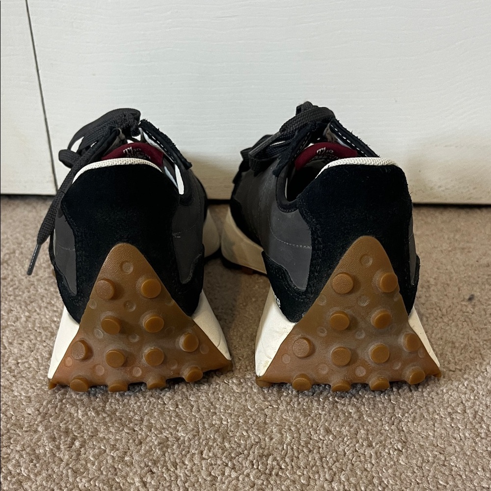 New Balance Black and Gray Sneakers - Picture 2 of 6